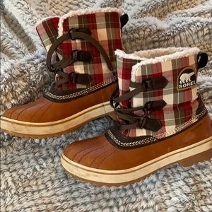 Plaid Waterproof Sorel Winter Boots Size 7.5